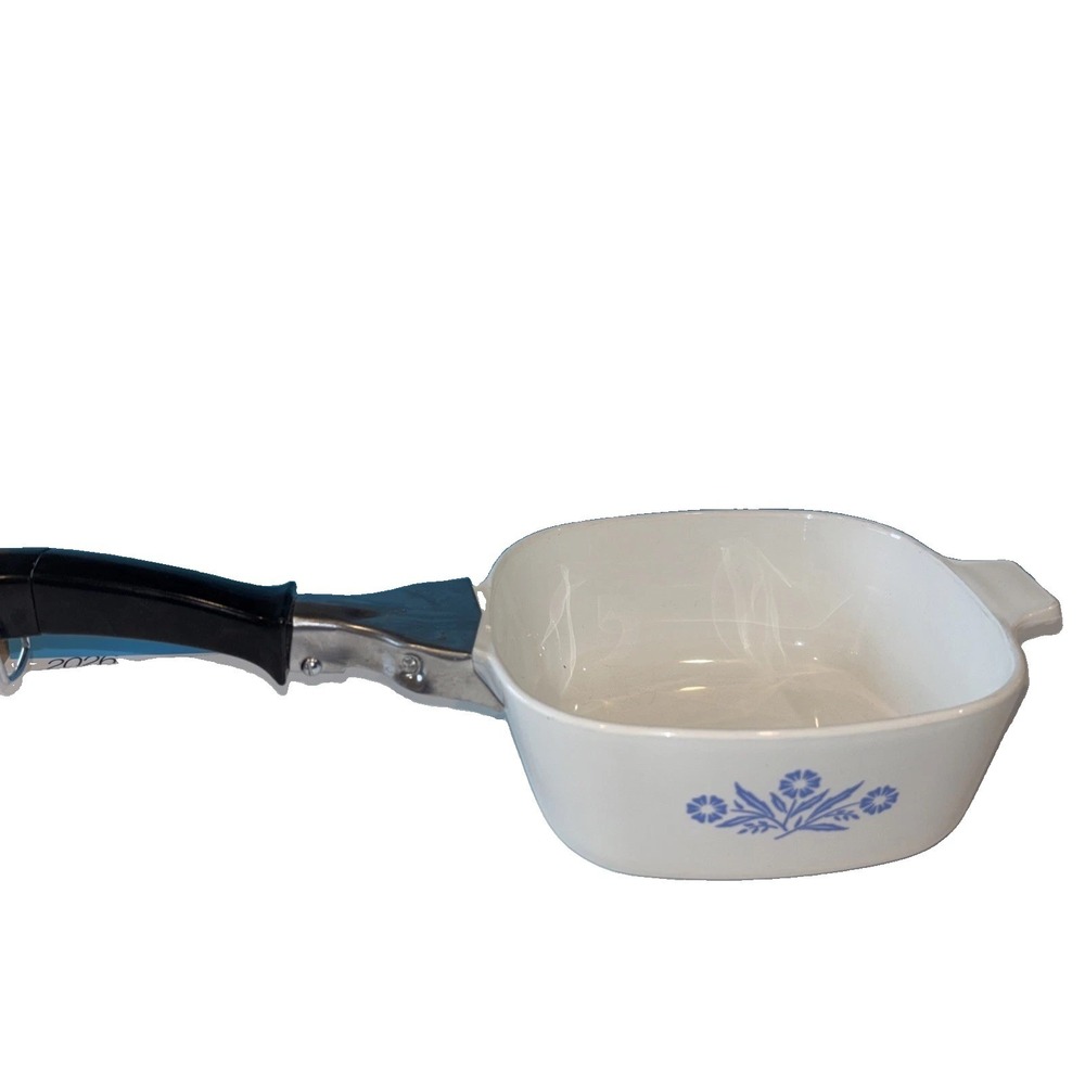 Corning Ware Vintage  Casserole 1 1/2 Quart With Removable Handle